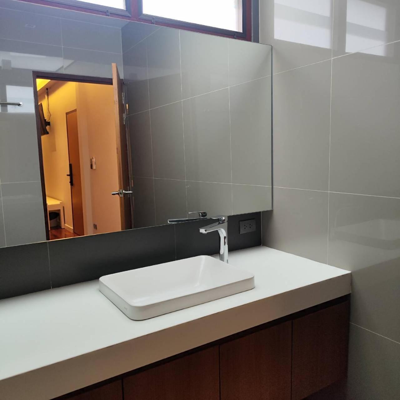 Rooms At Number60 Khaosan Bangkok Esterno foto
