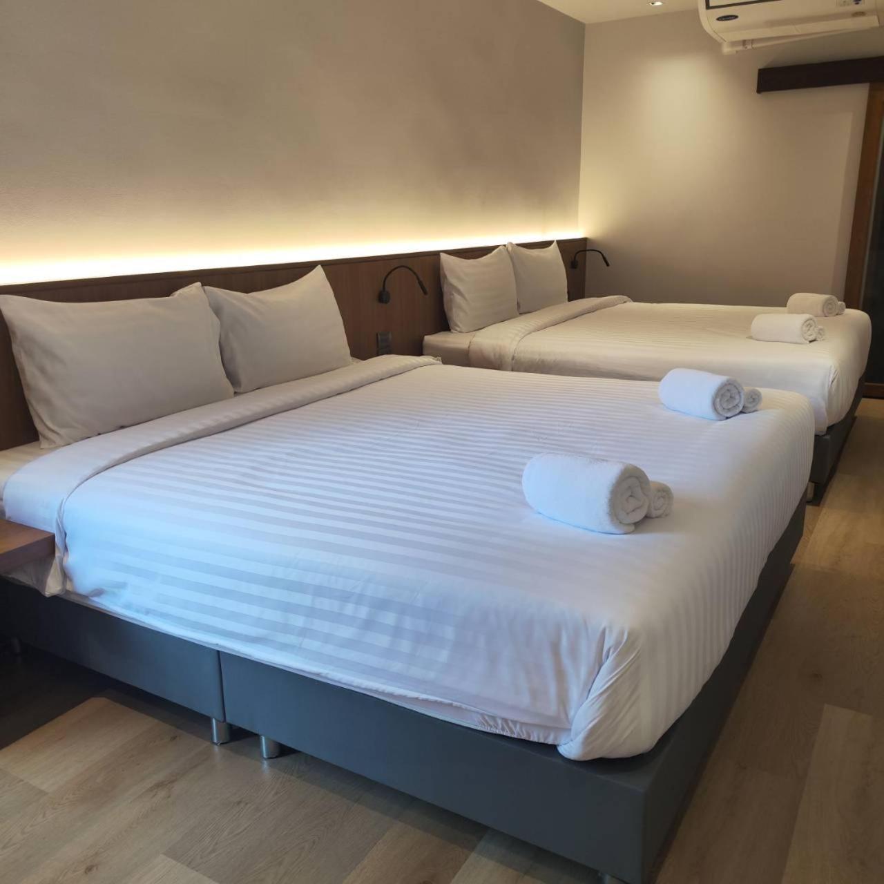 Rooms At Number60 Khaosan Bangkok Esterno foto