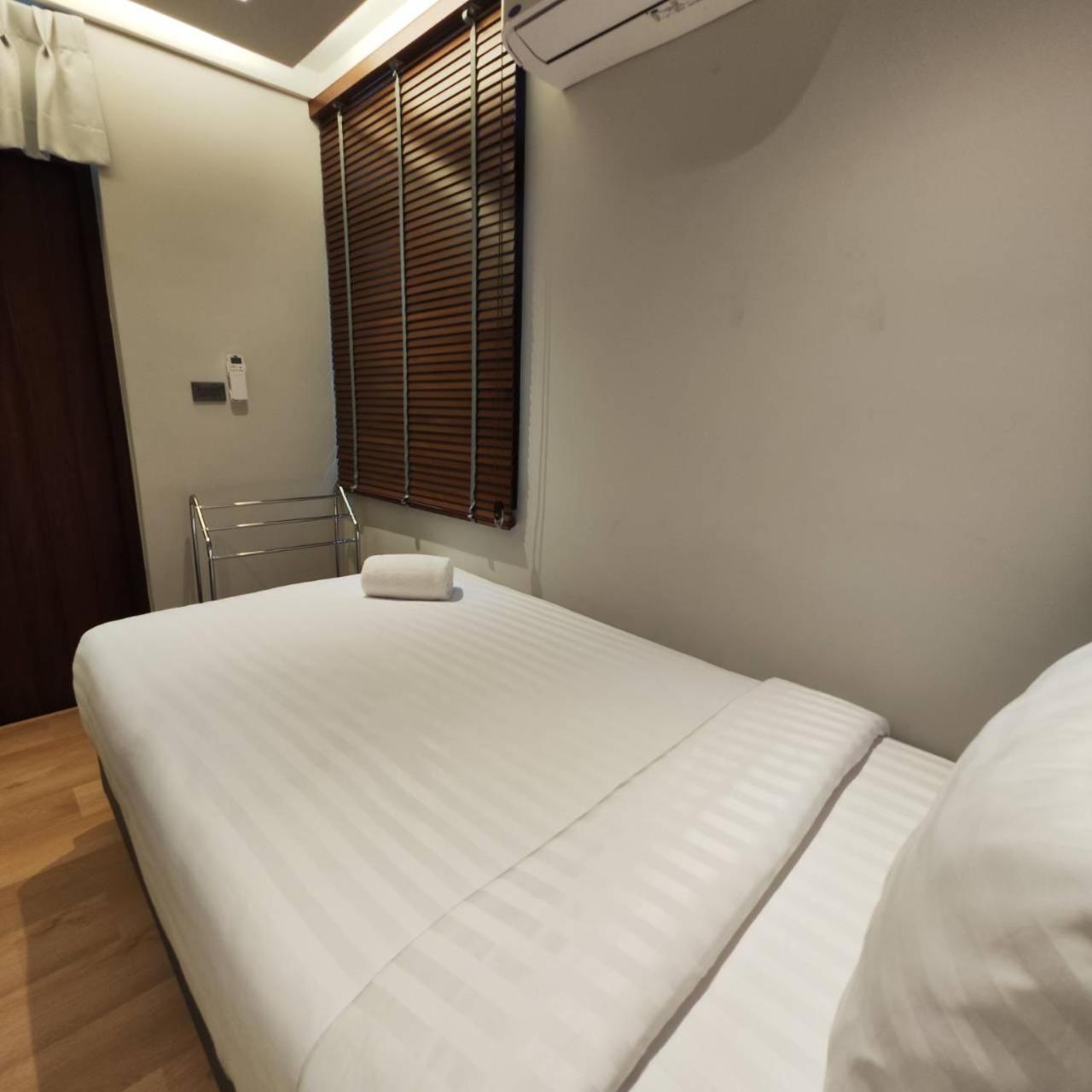 Rooms At Number60 Khaosan Bangkok Esterno foto
